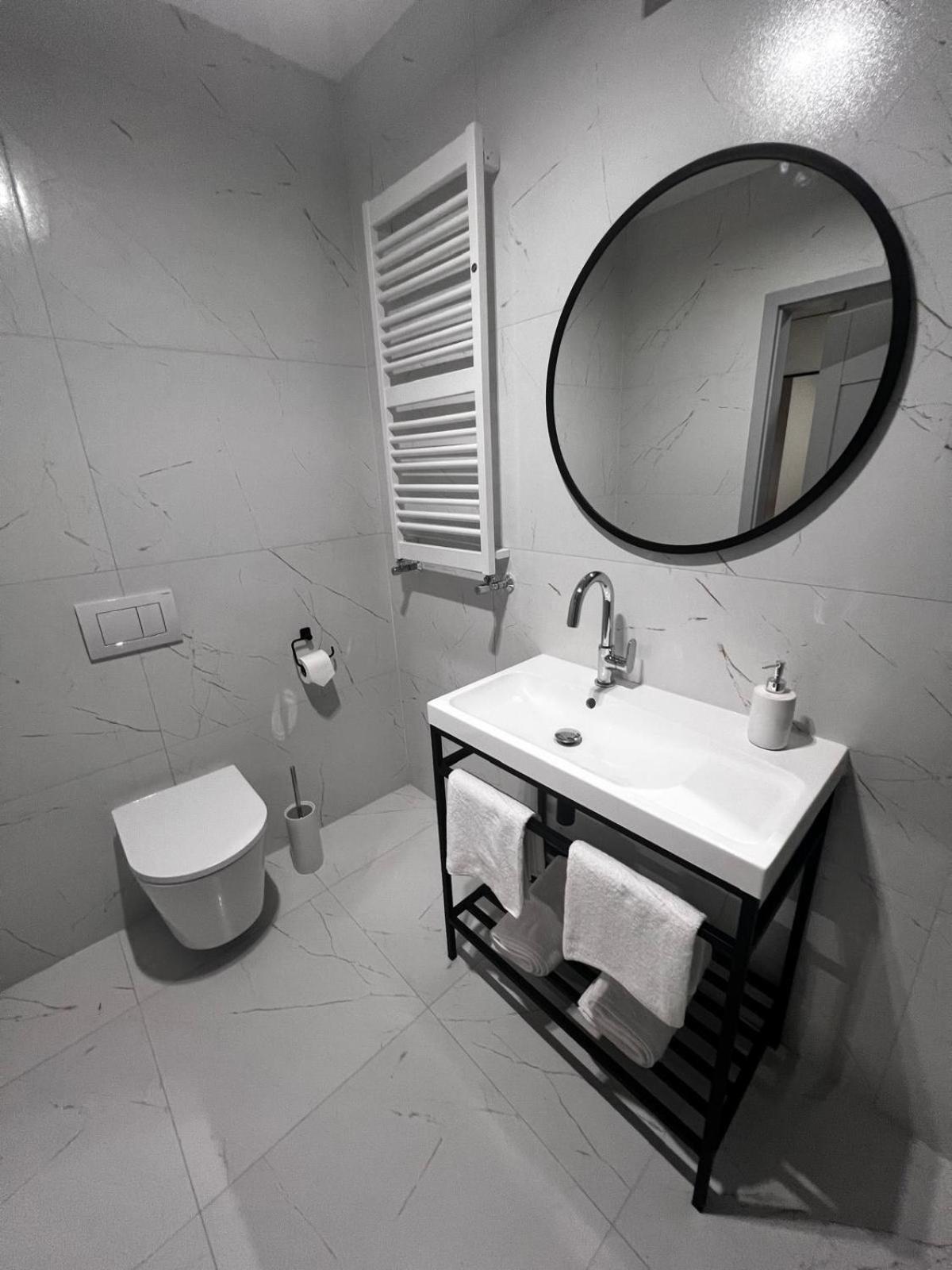 Apartamenty Sw Stanislawa Skierniewice Bagian luar foto